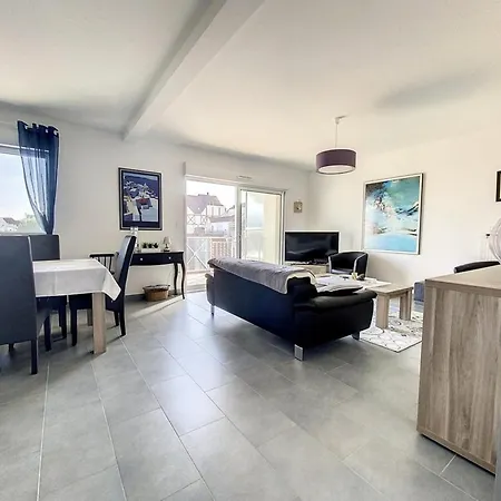 3 Avec Balcon Et Parking Pres De La - - Fr-1-236-144